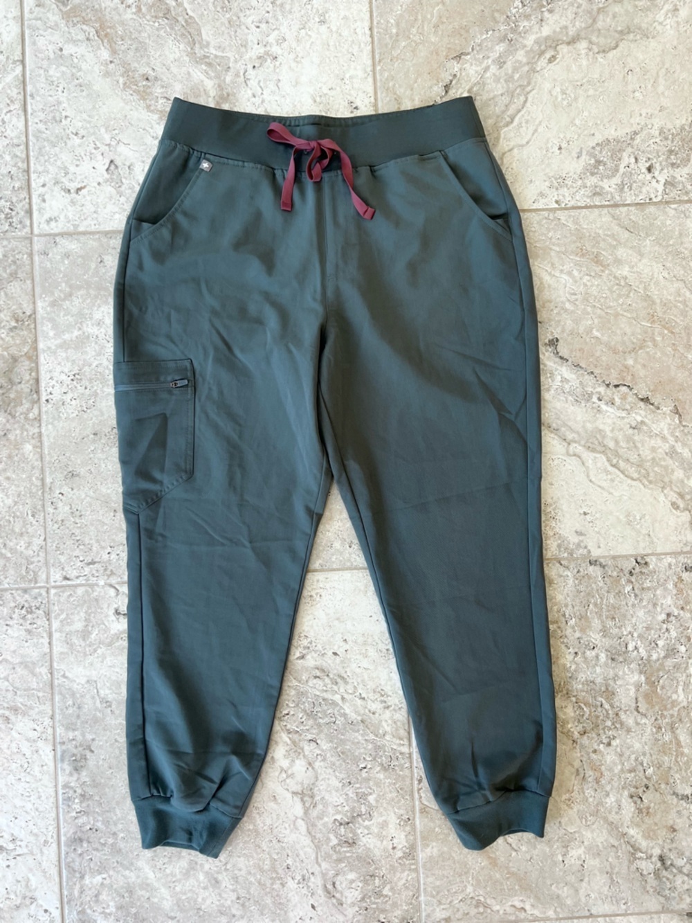 FIGS Zamora Jogger Scrub Pants, Limited Edition Bonsai Green (PO#: 2494), L/P